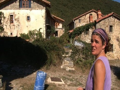 Lakabe un pueblo convertido en ecoaldea