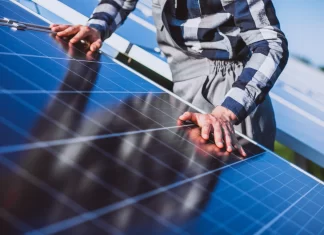 Ahorra en la factura de la luz instalando placas fotovoltaicas