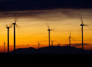 Beneficios ambientales y económicos de la energía renovable en las zonas rurales Beneficios ambientales y económicos de la energía renovable en las zonas rurales