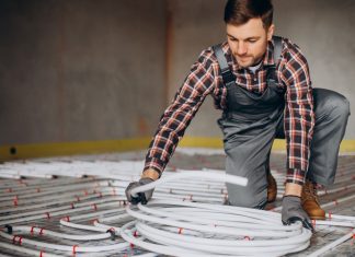 La instalación de suelo radiante como opción eficiente y cómoda