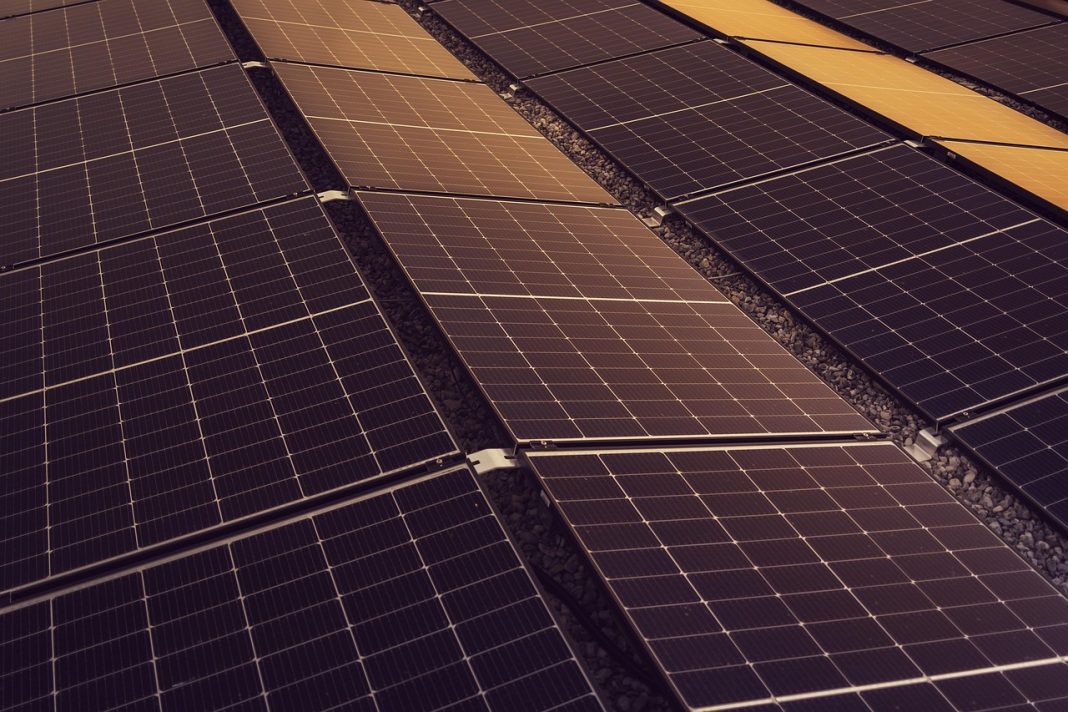 Transformación energética con placas solares en comunidades de vecinos